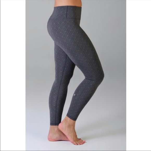 Glyder 7/8 Legging in Spanish Tile Jacquard - Picture 3 of 8